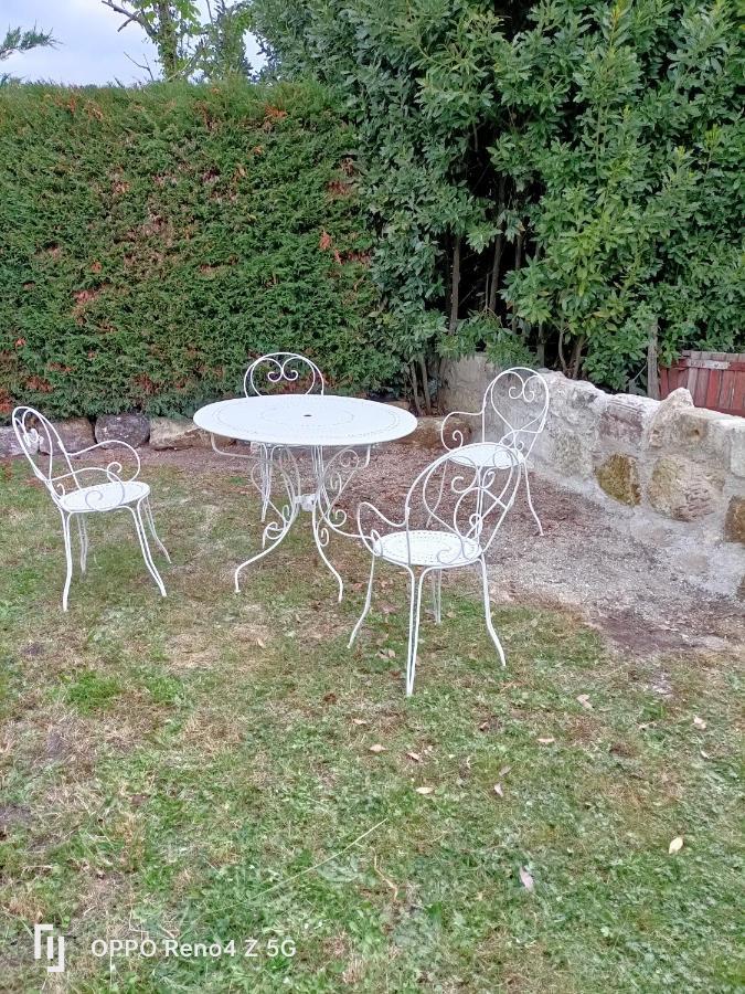 Gite Insolite Le Pressoir En Touraine Vallières-les-Grandes Exterior photo