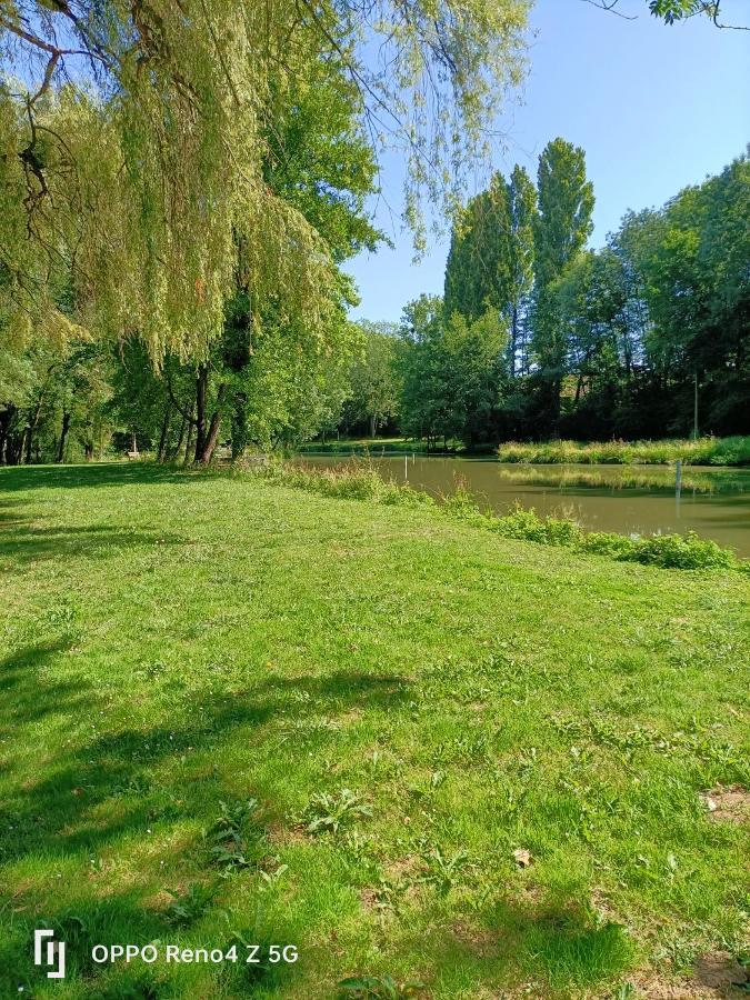 Gite Insolite Le Pressoir En Touraine Vallières-les-Grandes Exterior photo