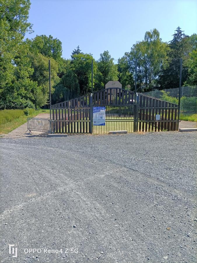 Gite Insolite Le Pressoir En Touraine Vallières-les-Grandes Exterior photo